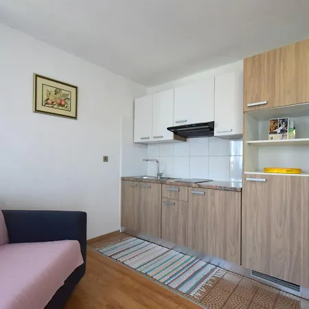 Frane 2 By Interhome * Вантачичи