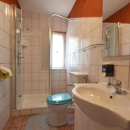 Appartamento Frane 2 By Interhome